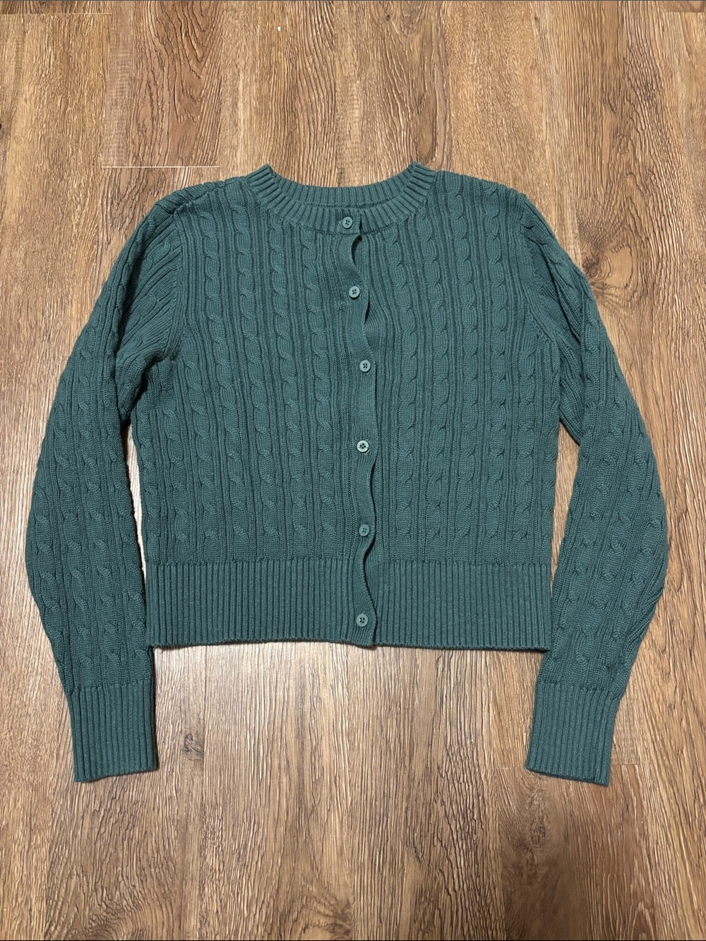 women’s green hollister button down cardigan sweater
